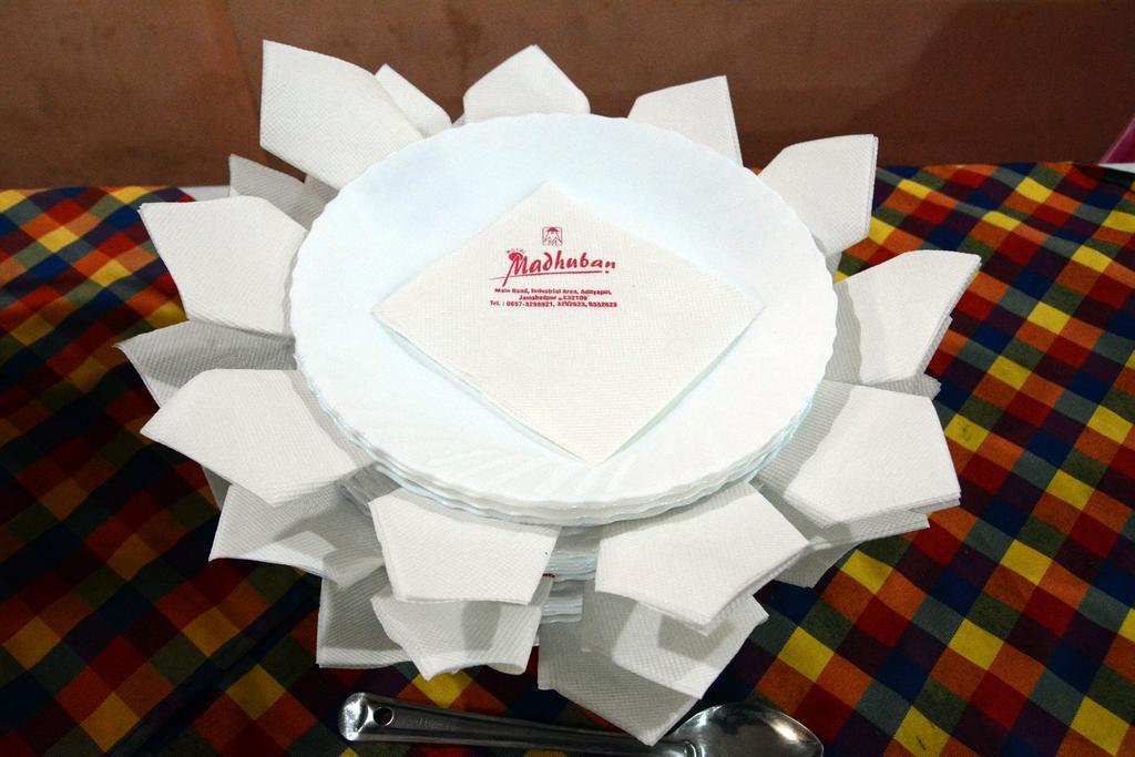 Motel Madhuban Jamshedpur Dış mekan fotoğraf
